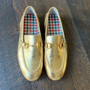 Gold Gucci Loafer with horsebit buckle - kids size 33